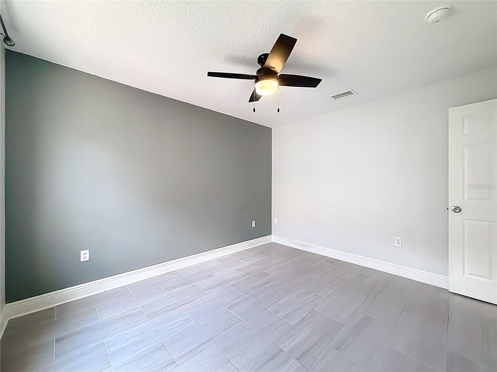 Image 27 of 42 For 119 Gleason Cove