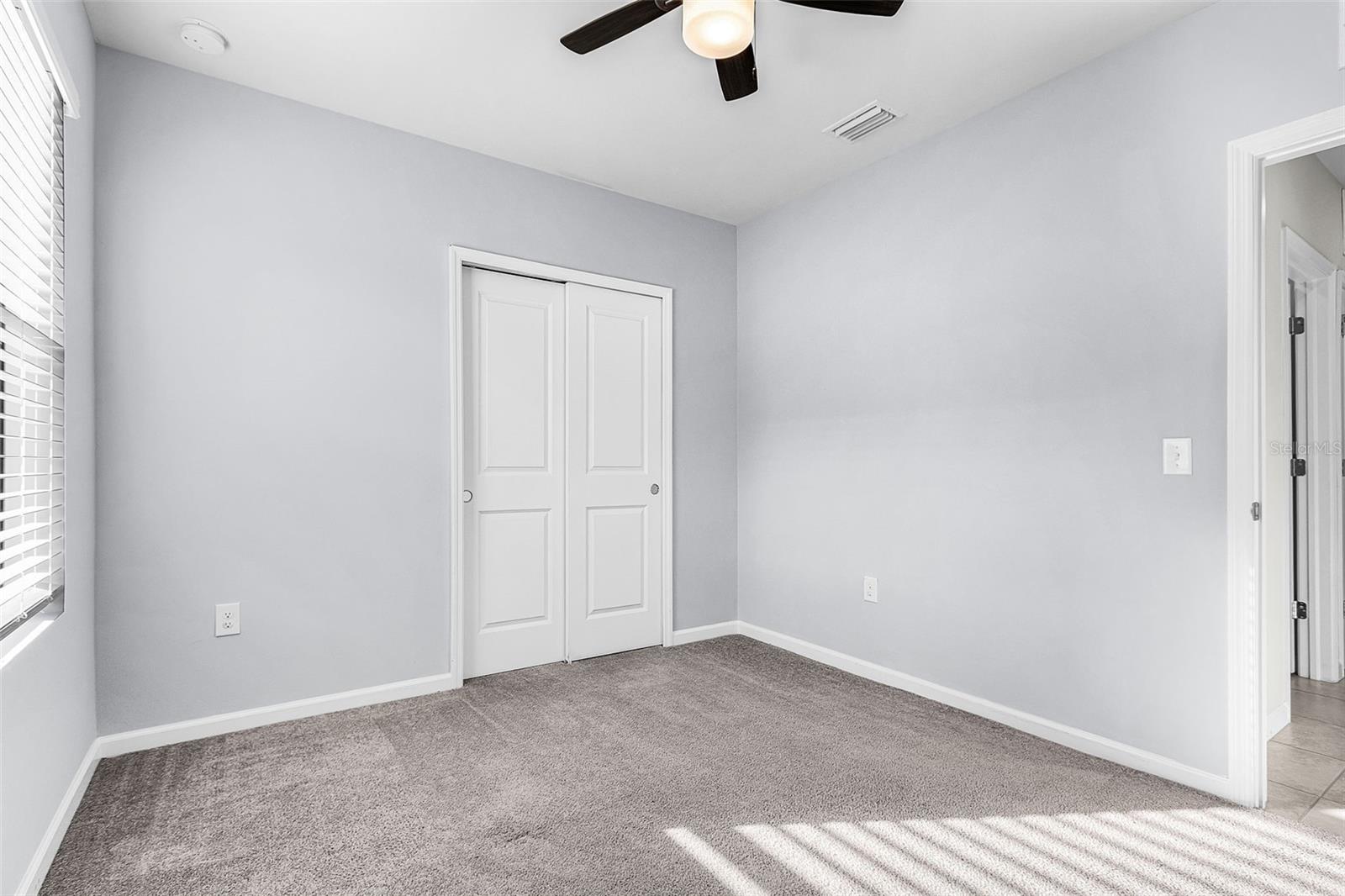 Image 18 of 26 For 16033 Beachberry Drive