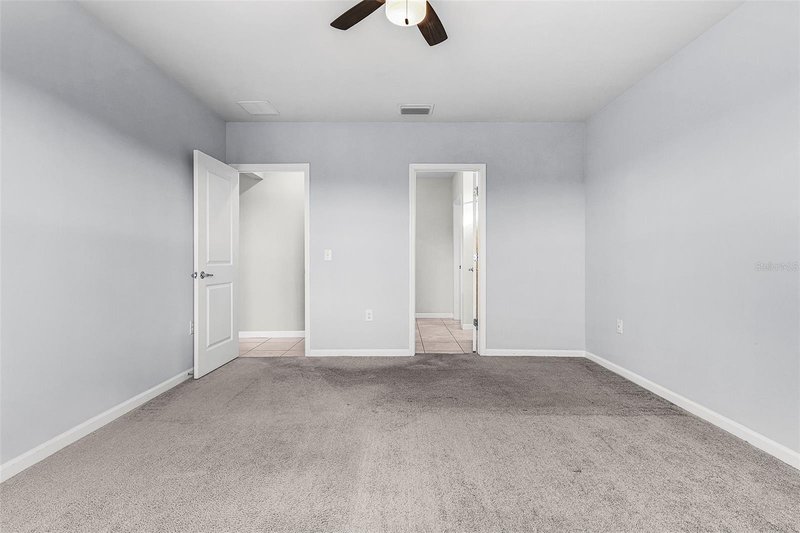 Image 8 of 26 For 16033 Beachberry Drive
