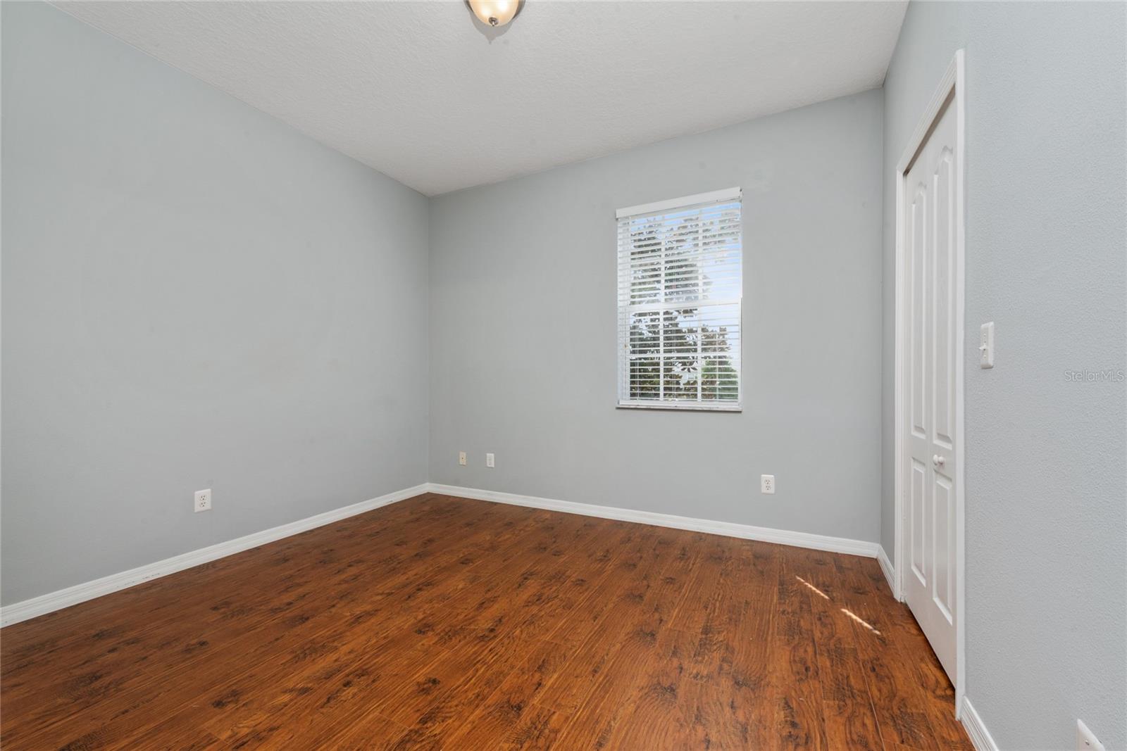 Image 14 of 33 For 9313 Jasmine Flower Lane 185