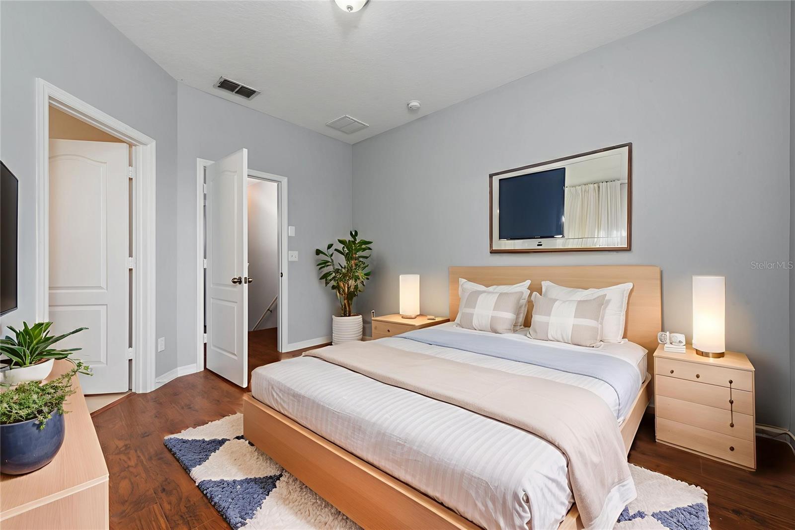 Image 20 of 33 For 9313 Jasmine Flower Lane 185