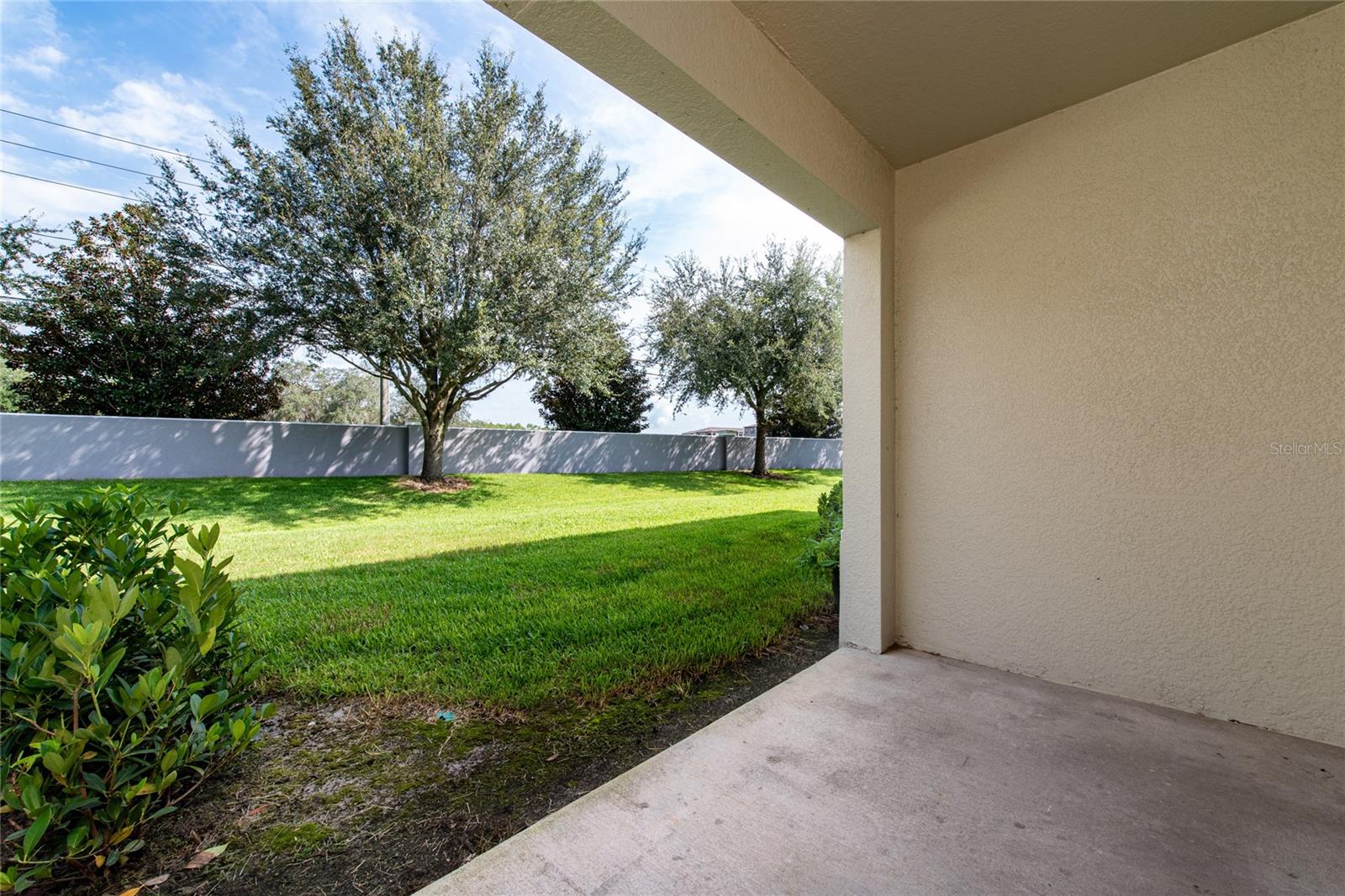 Image 27 of 33 For 9313 Jasmine Flower Lane 185
