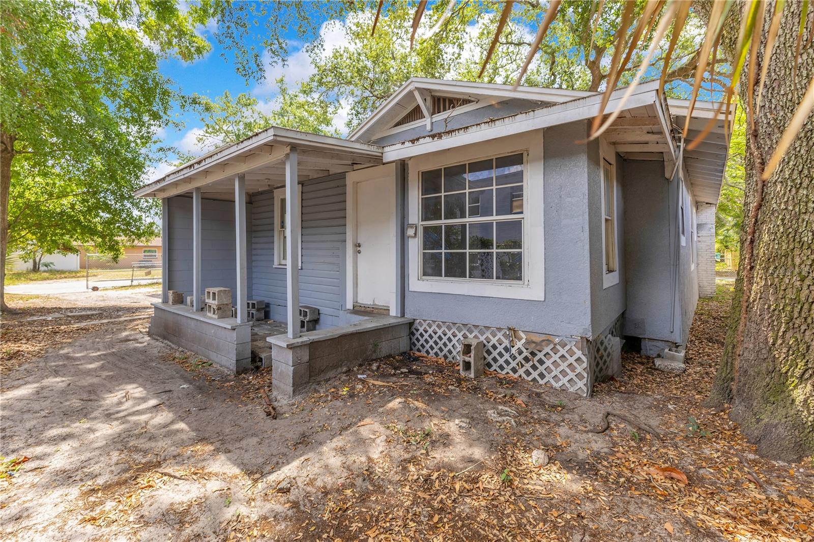 Image 24 of 33 For 1029 Colyer Street