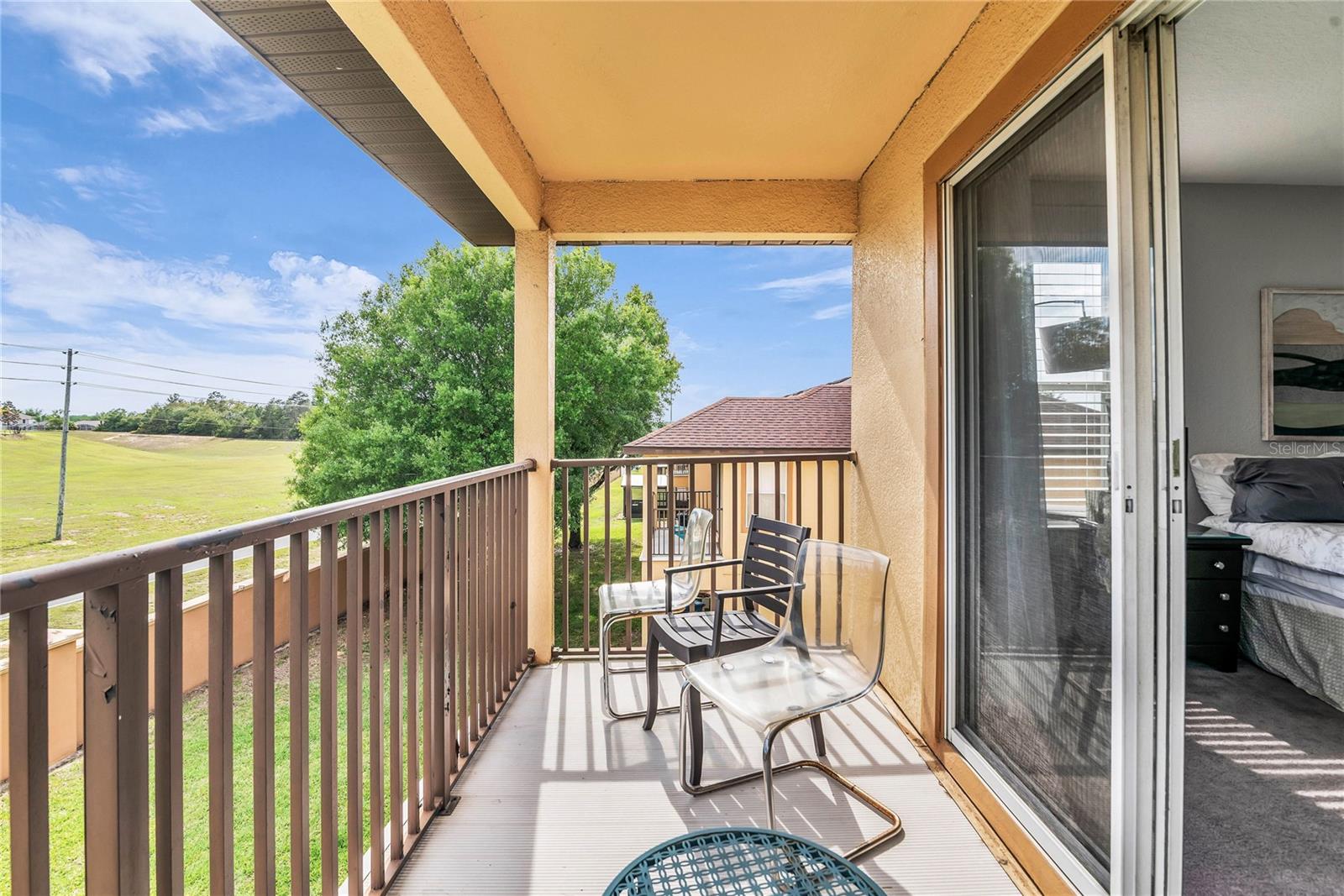 Image 11 of 46 For 457 La Mirage Street