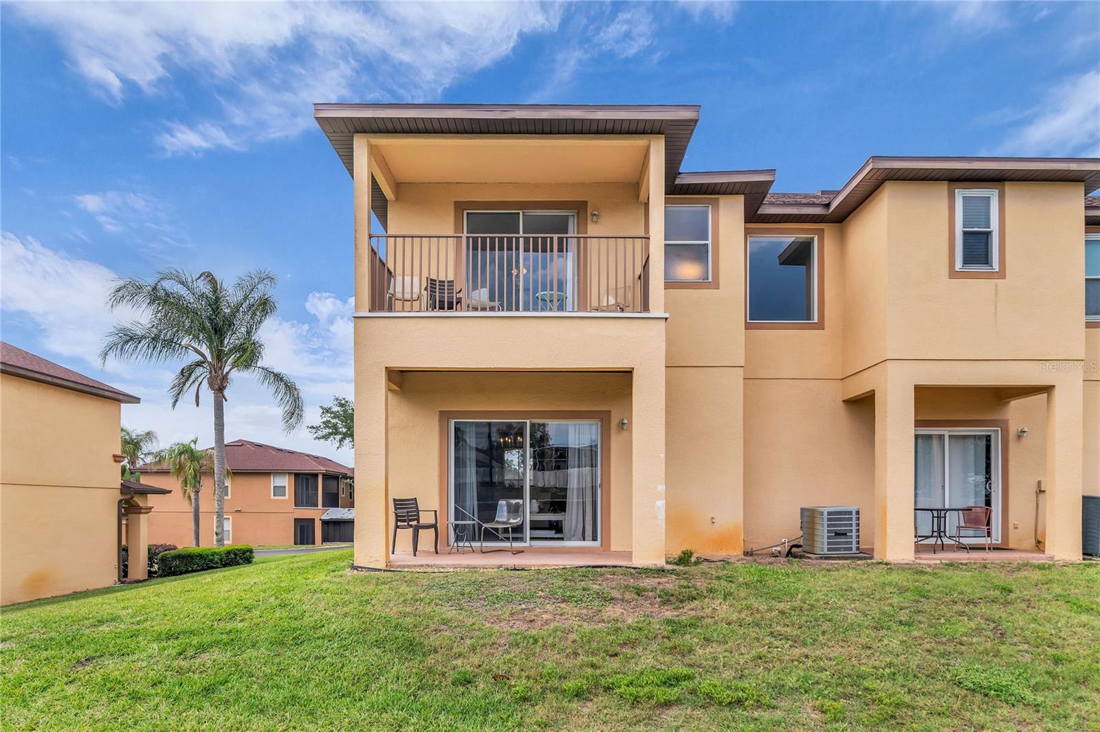 Image 22 of 46 For 457 La Mirage Street