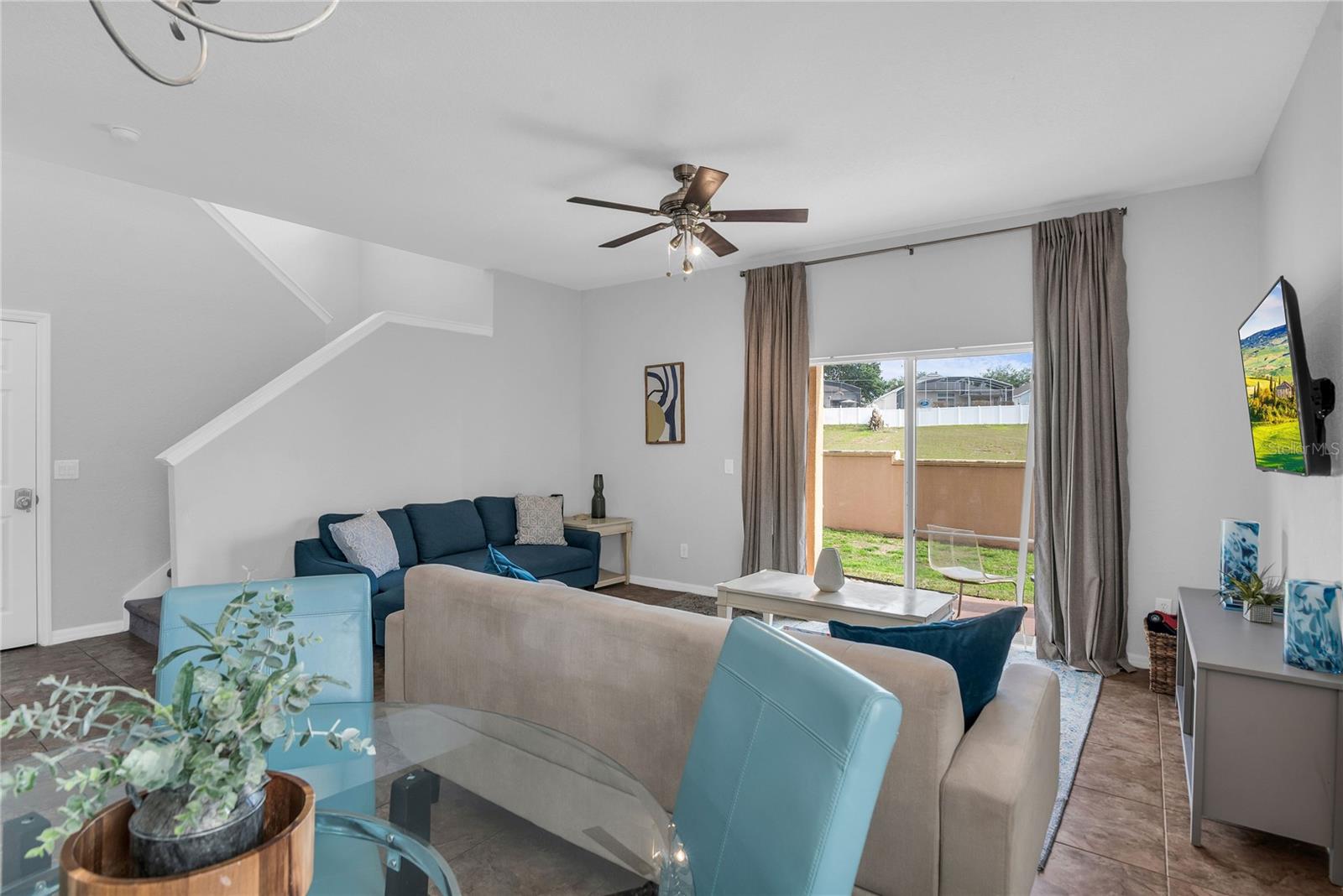 Image 3 of 46 For 457 La Mirage Street