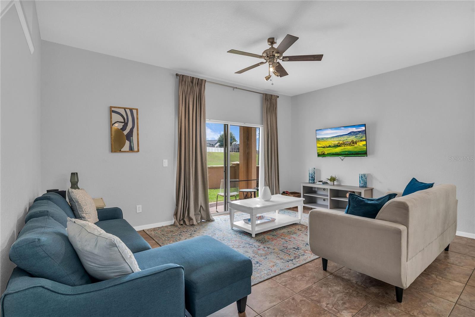 Image 4 of 46 For 457 La Mirage Street