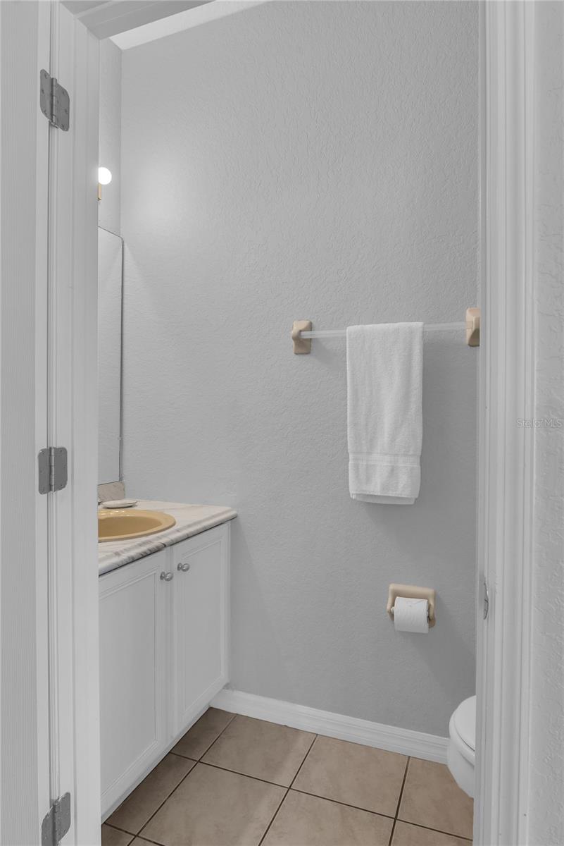 Image 41 of 46 For 457 La Mirage Street