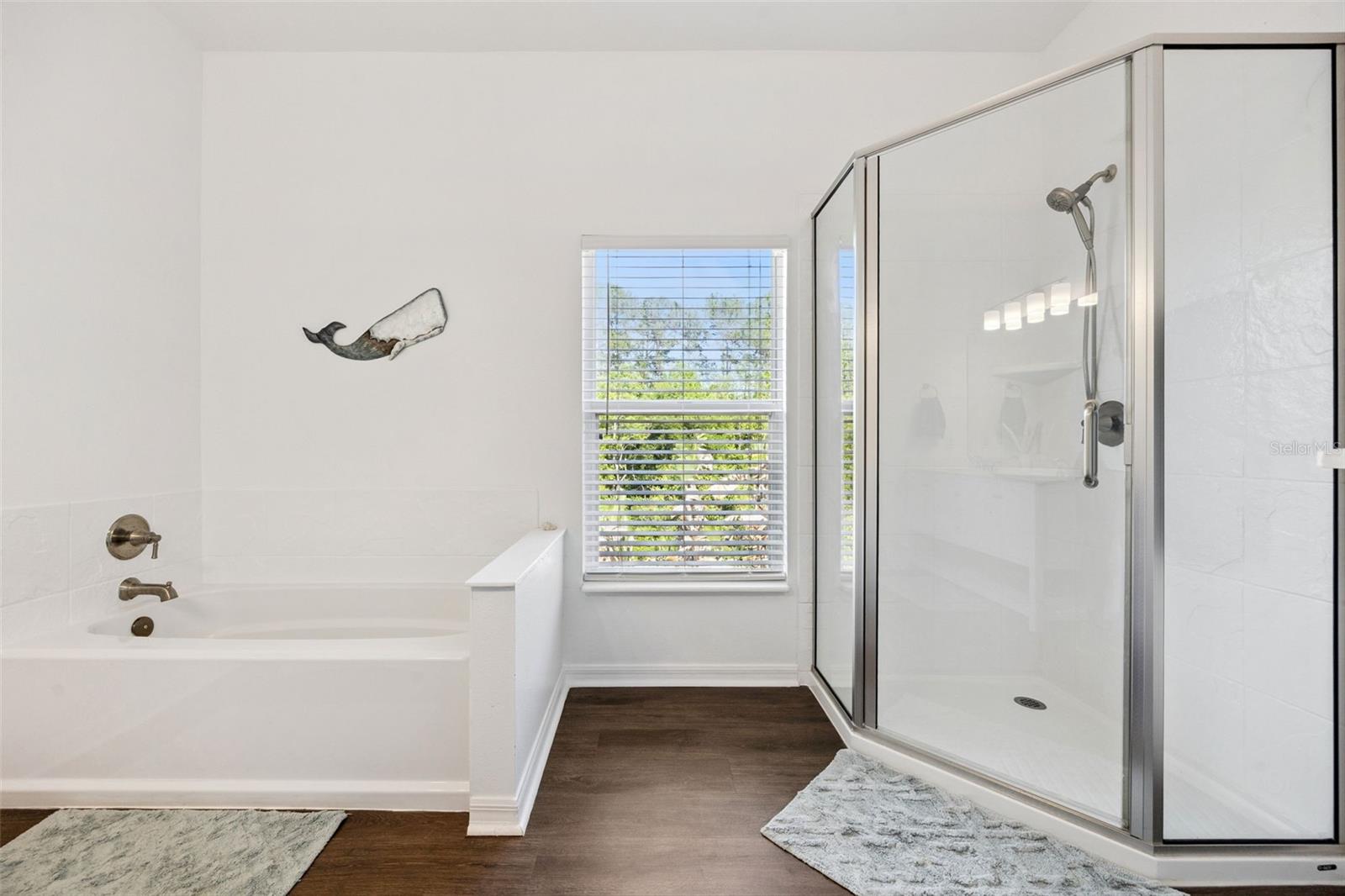 Image 38 of 59 For 137 Oak View Place