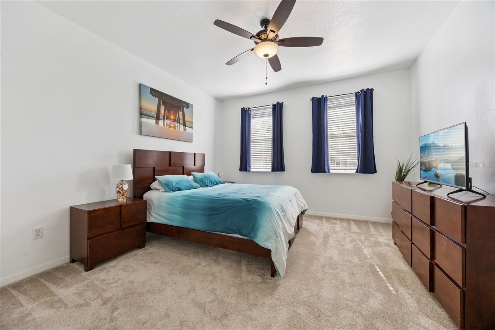 Image 39 of 59 For 137 Oak View Place