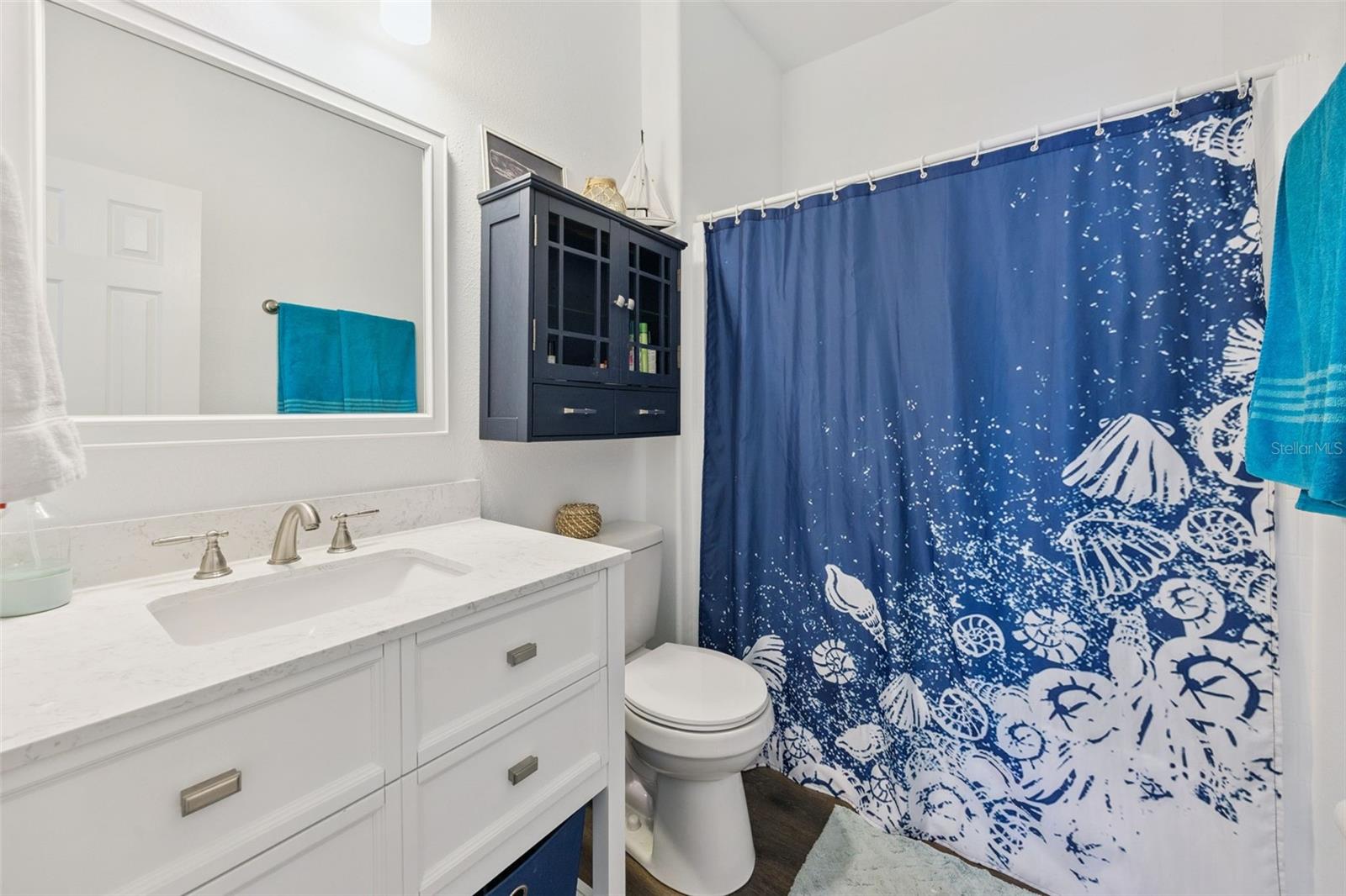 Image 42 of 59 For 137 Oak View Place