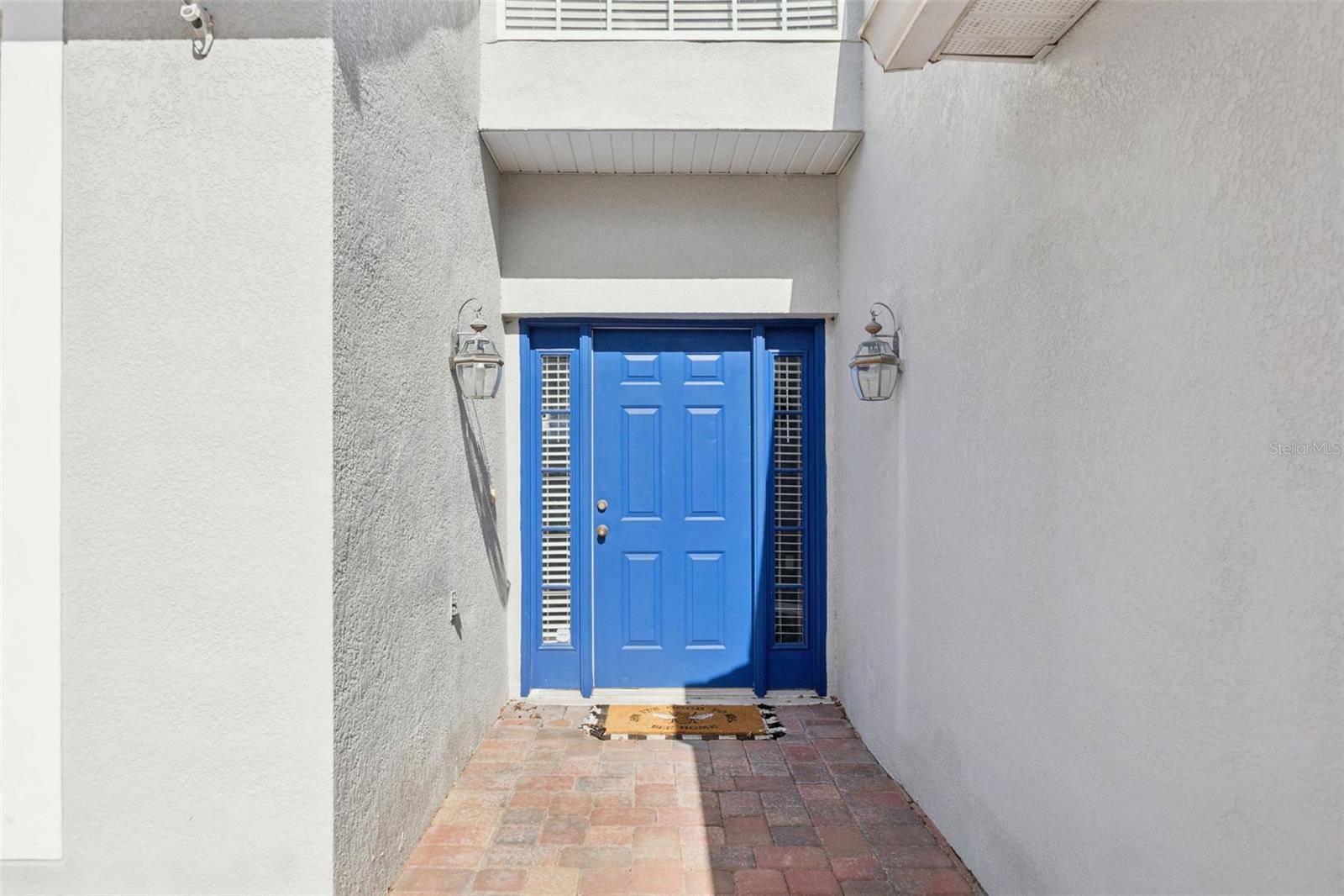 Image 6 of 59 For 137 Oak View Place