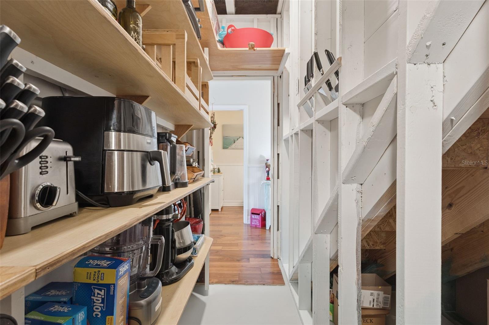 Image 12 of 46 For 287 Fallen Oak Court