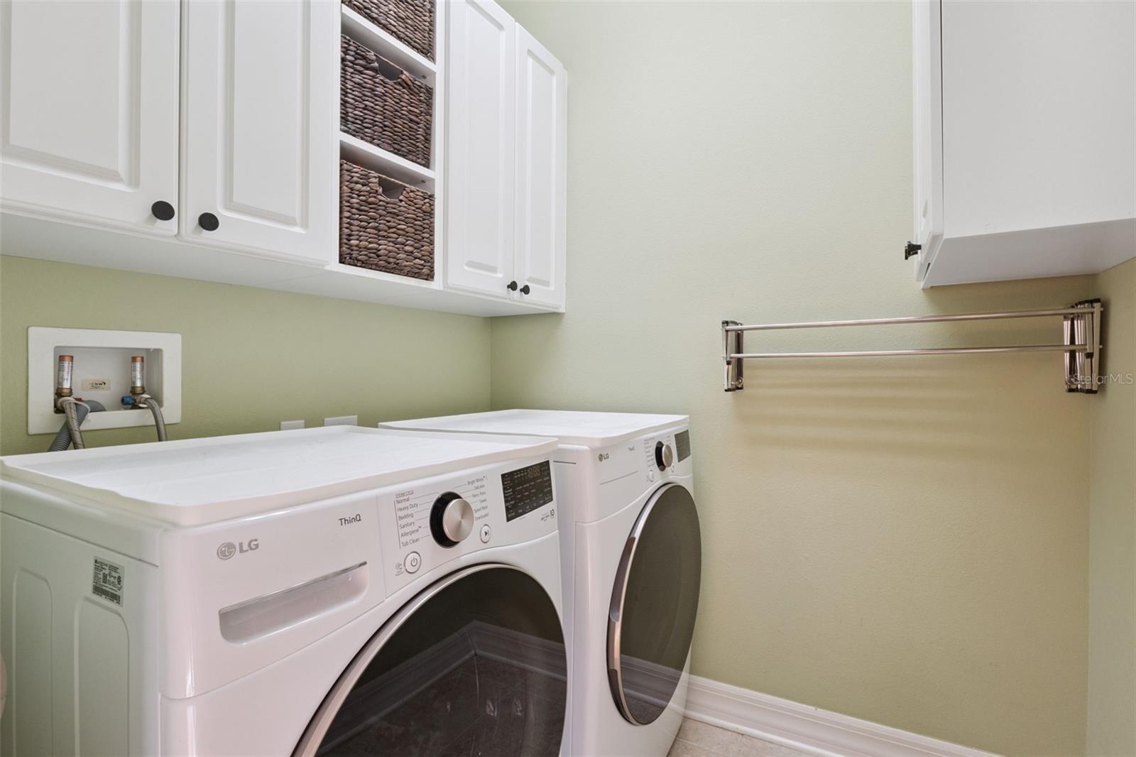 Image 30 of 46 For 287 Fallen Oak Court