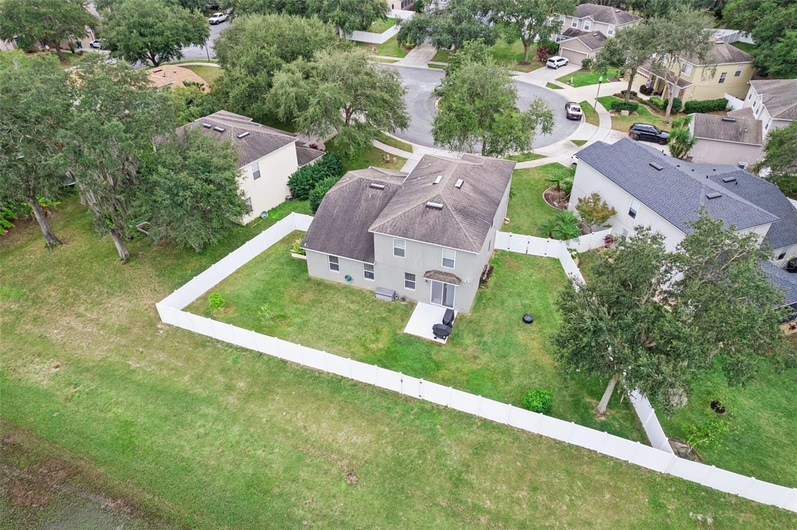 Image 38 of 46 For 287 Fallen Oak Court