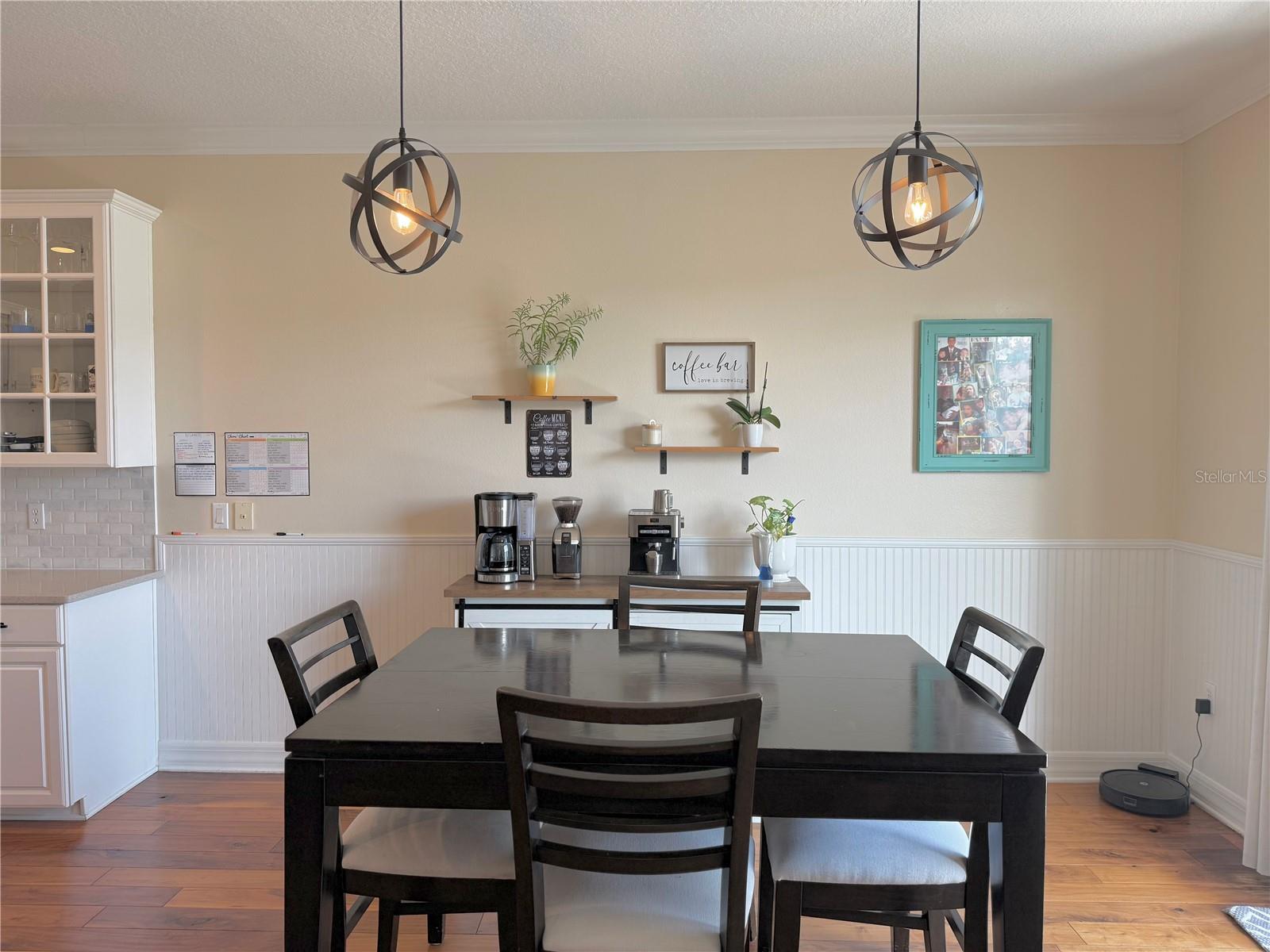 Image 8 of 46 For 287 Fallen Oak Court