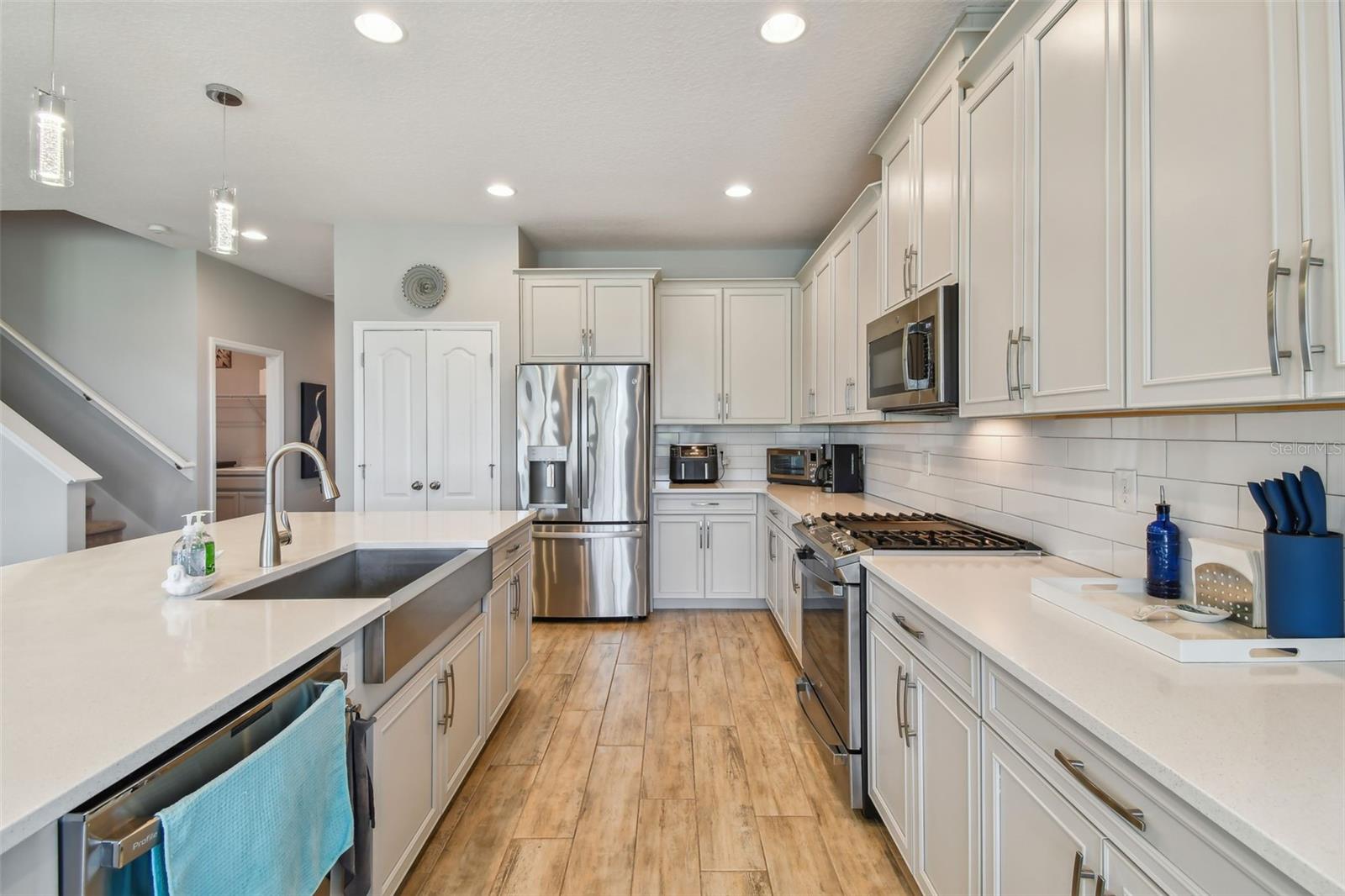 Image 17 of 64 For 2433 Santa Vista Loop