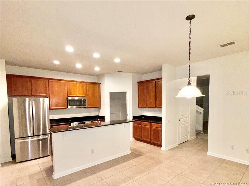 Image 4 of 33 For 12804 Salomon Cove Drive