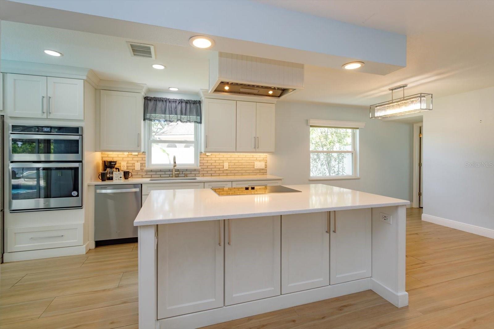 Image 10 of 46 For 515 Huxford Court