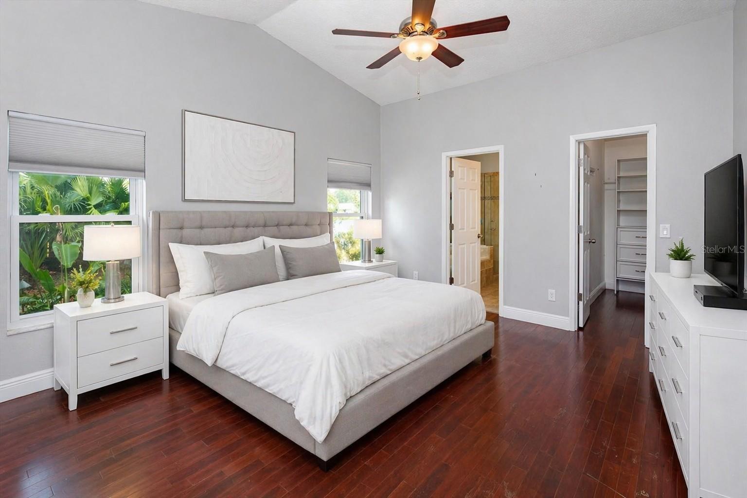 Image 21 of 46 For 515 Huxford Court