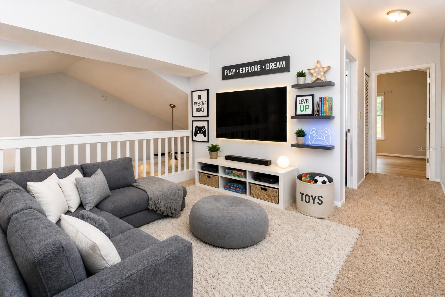 Image 29 of 46 For 515 Huxford Court