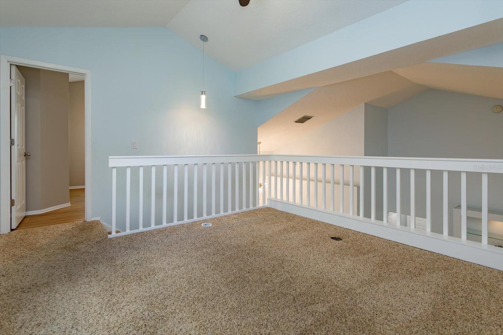 Image 31 of 46 For 515 Huxford Court