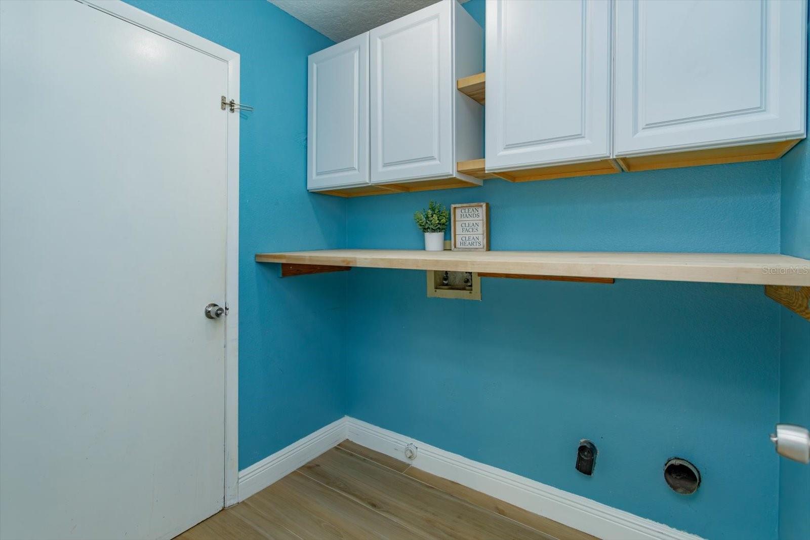 Image 37 of 46 For 515 Huxford Court