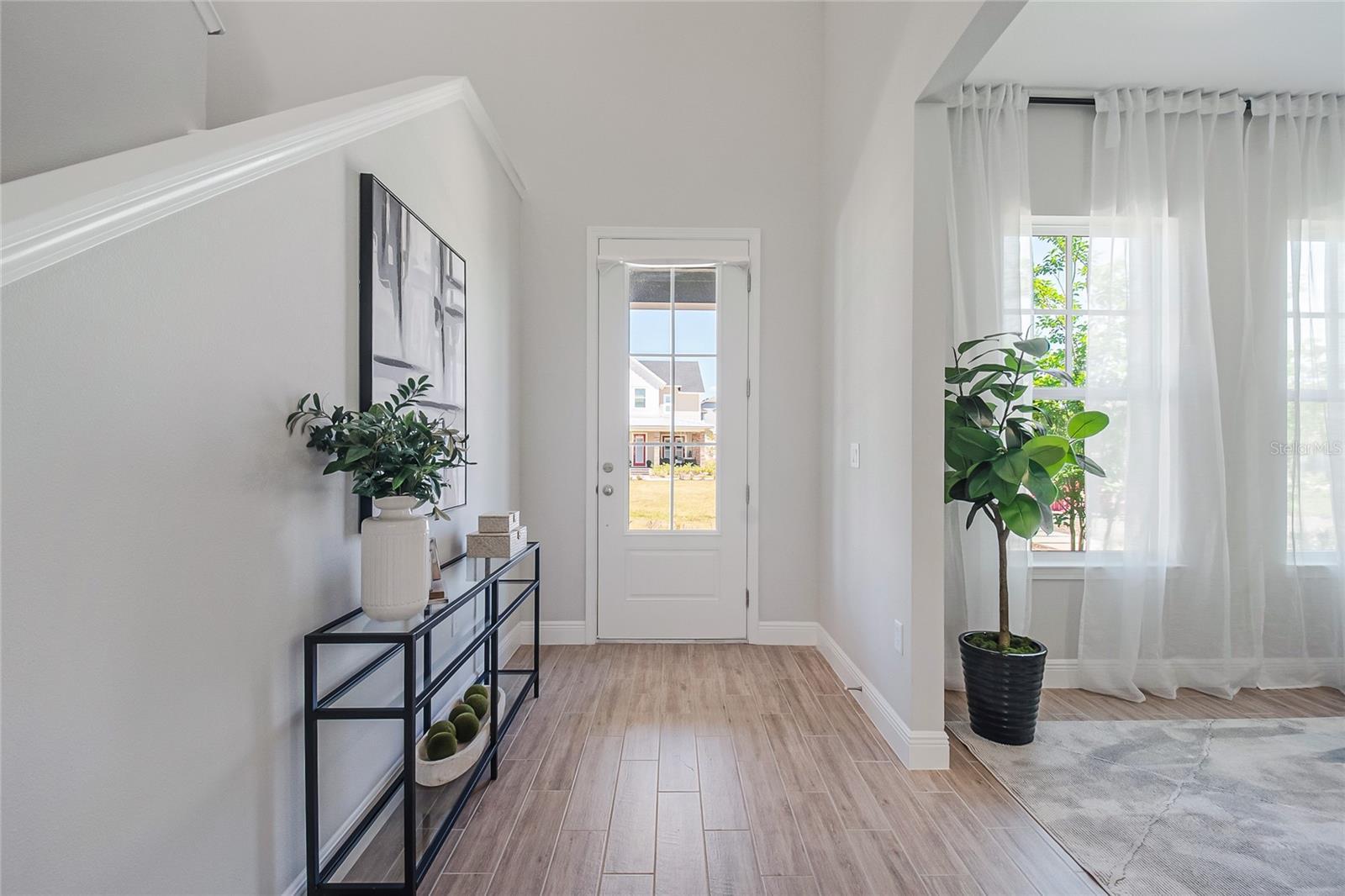 Image 10 of 84 For 10657 Marconi Avenue