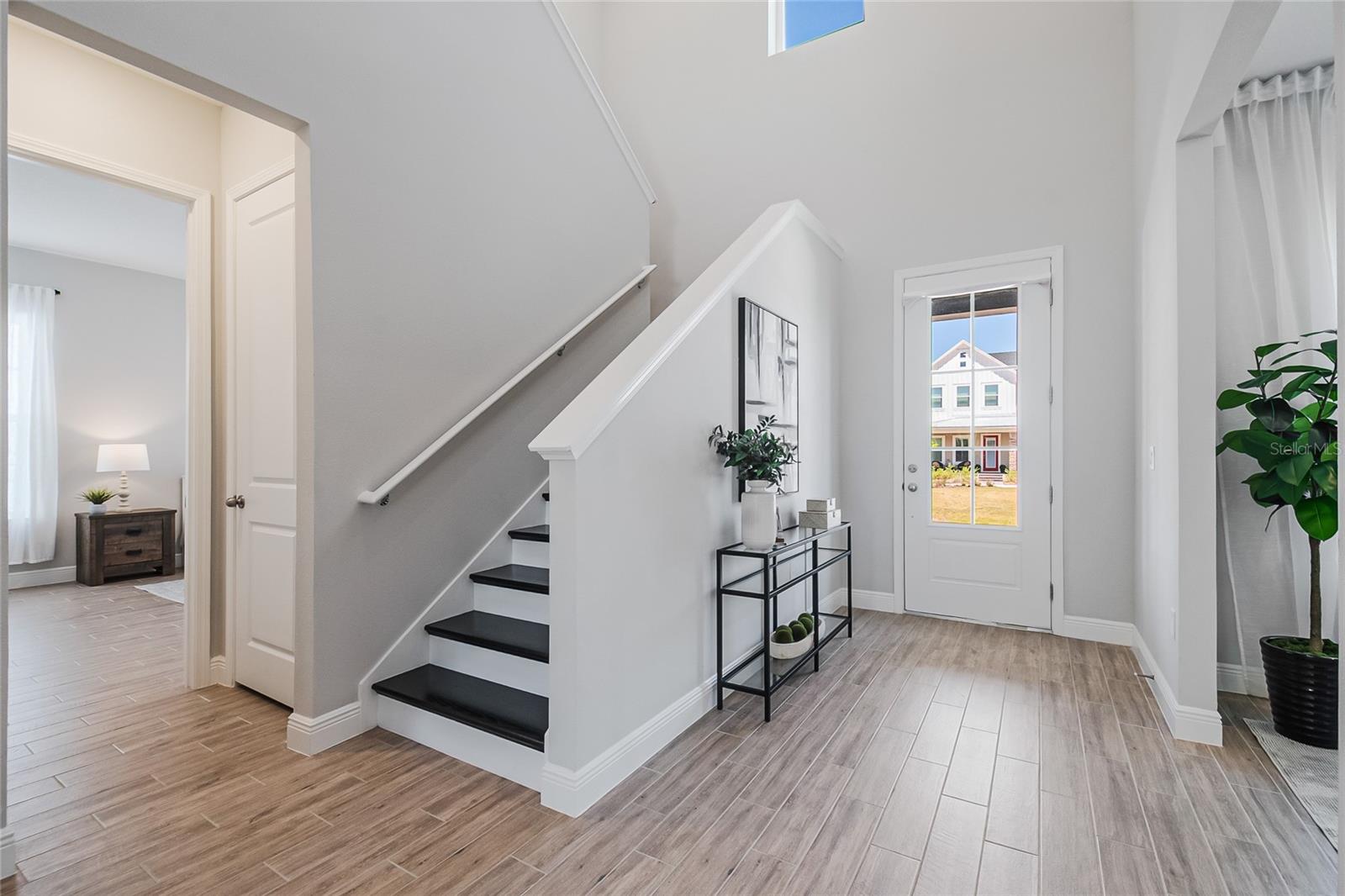 Image 14 of 84 For 10657 Marconi Avenue