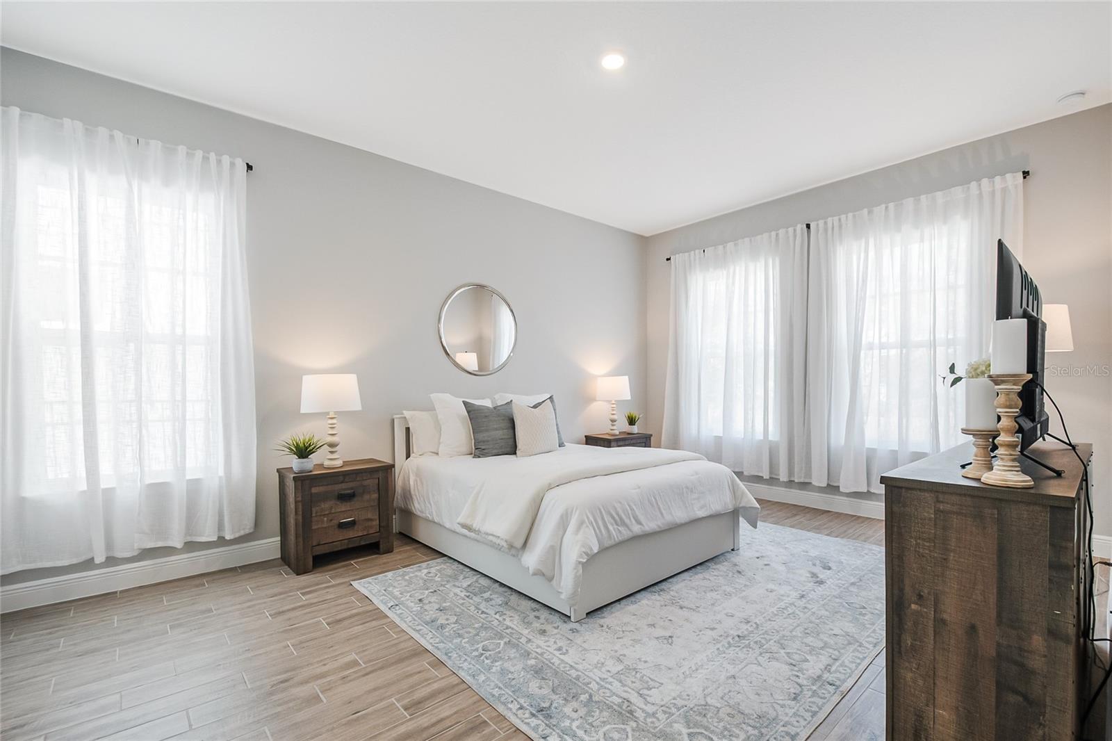 Image 15 of 84 For 10657 Marconi Avenue