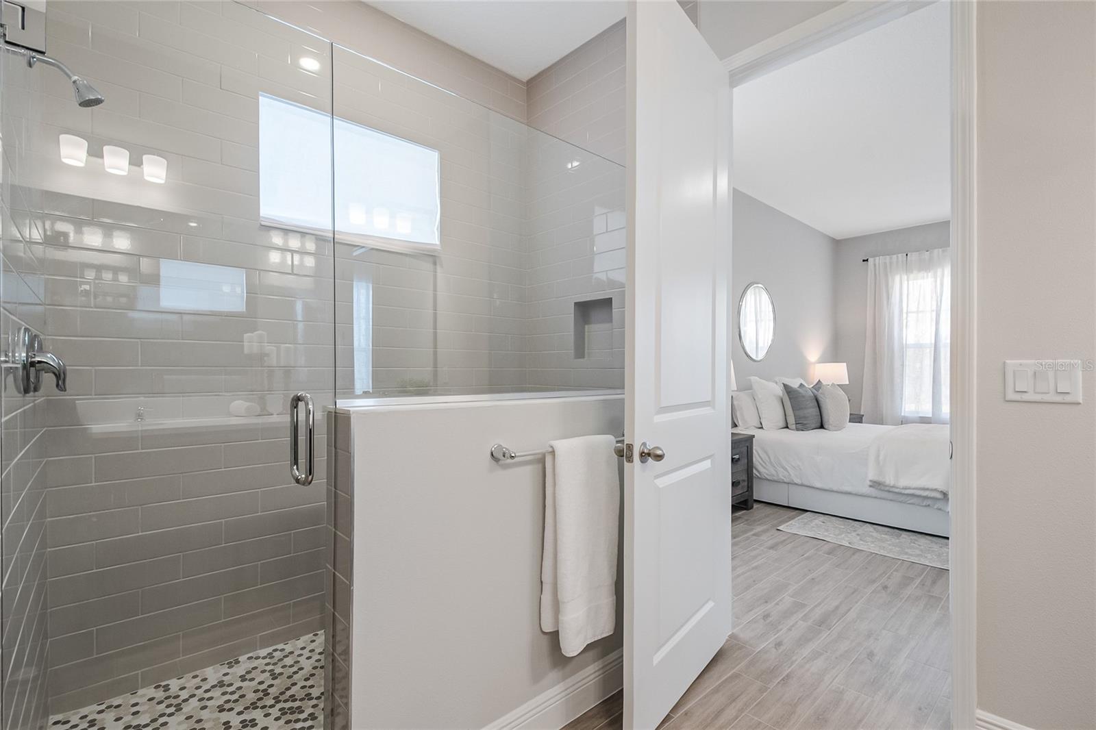 Image 18 of 84 For 10657 Marconi Avenue