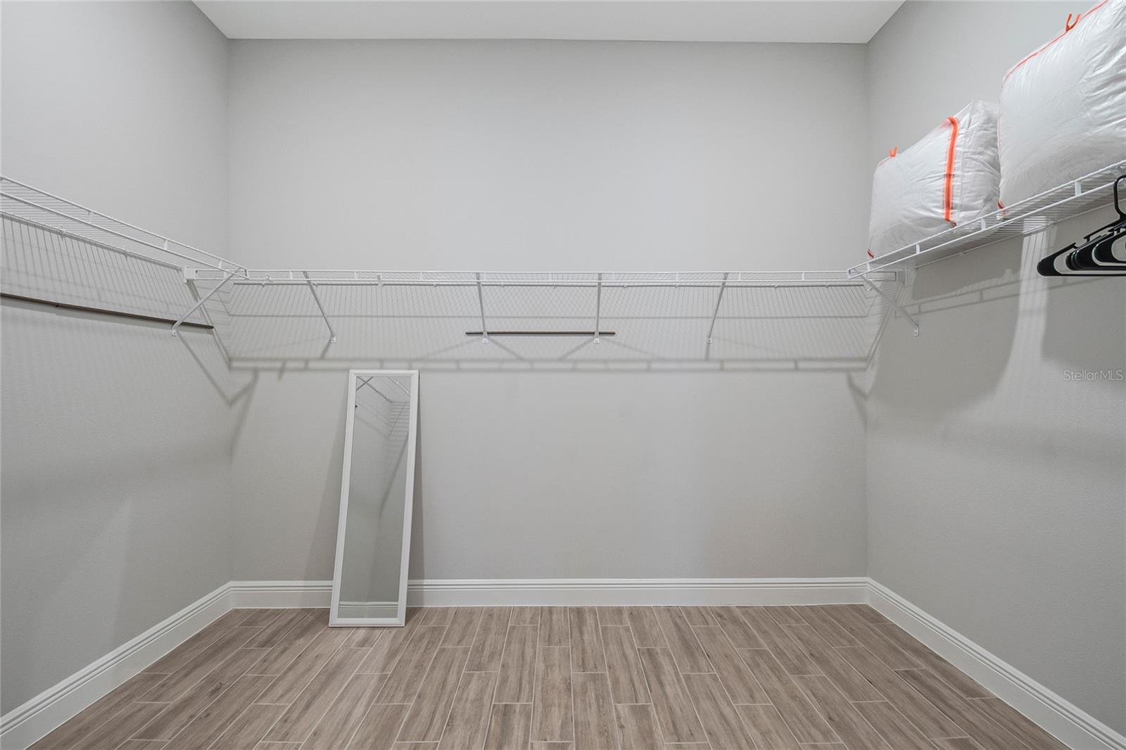 Image 19 of 84 For 10657 Marconi Avenue