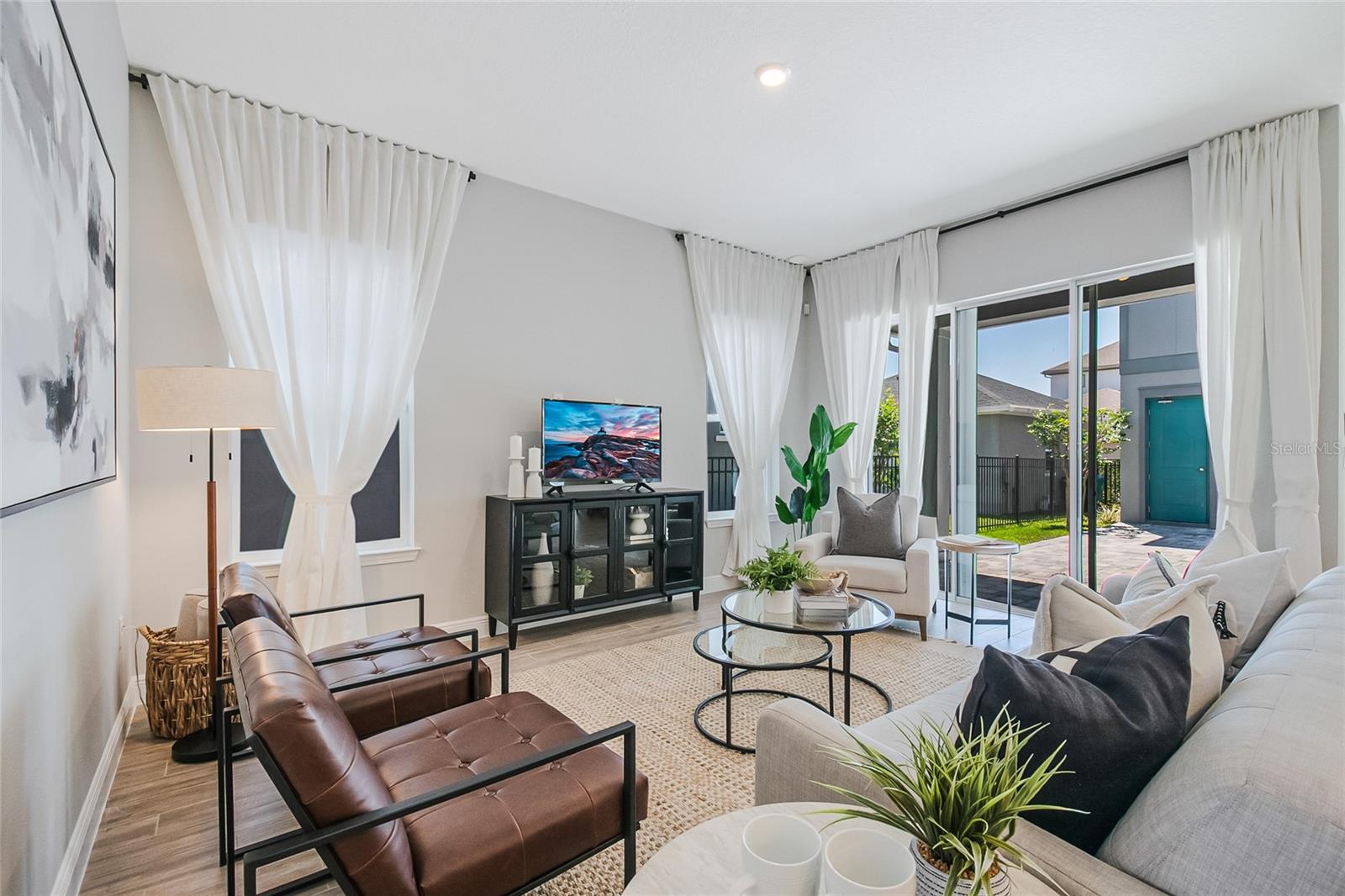 Image 23 of 84 For 10657 Marconi Avenue