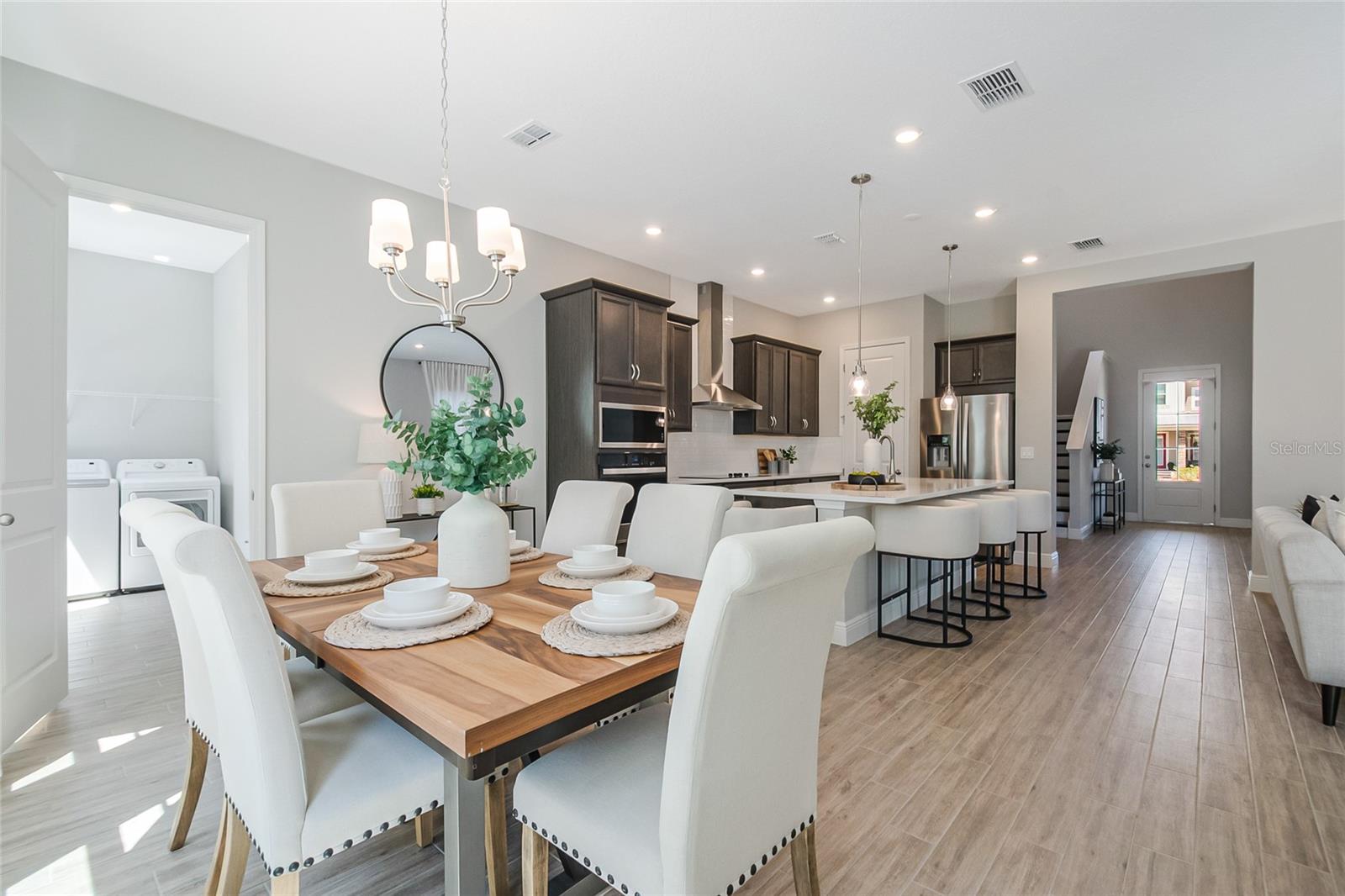 Image 29 of 84 For 10657 Marconi Avenue