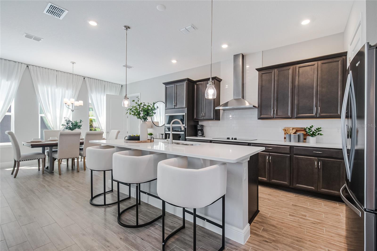 Image 33 of 84 For 10657 Marconi Avenue