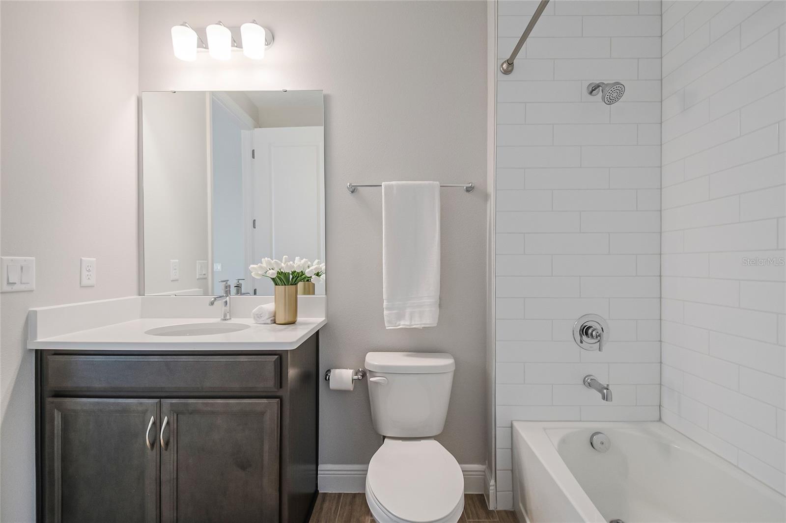 Image 47 of 84 For 10657 Marconi Avenue