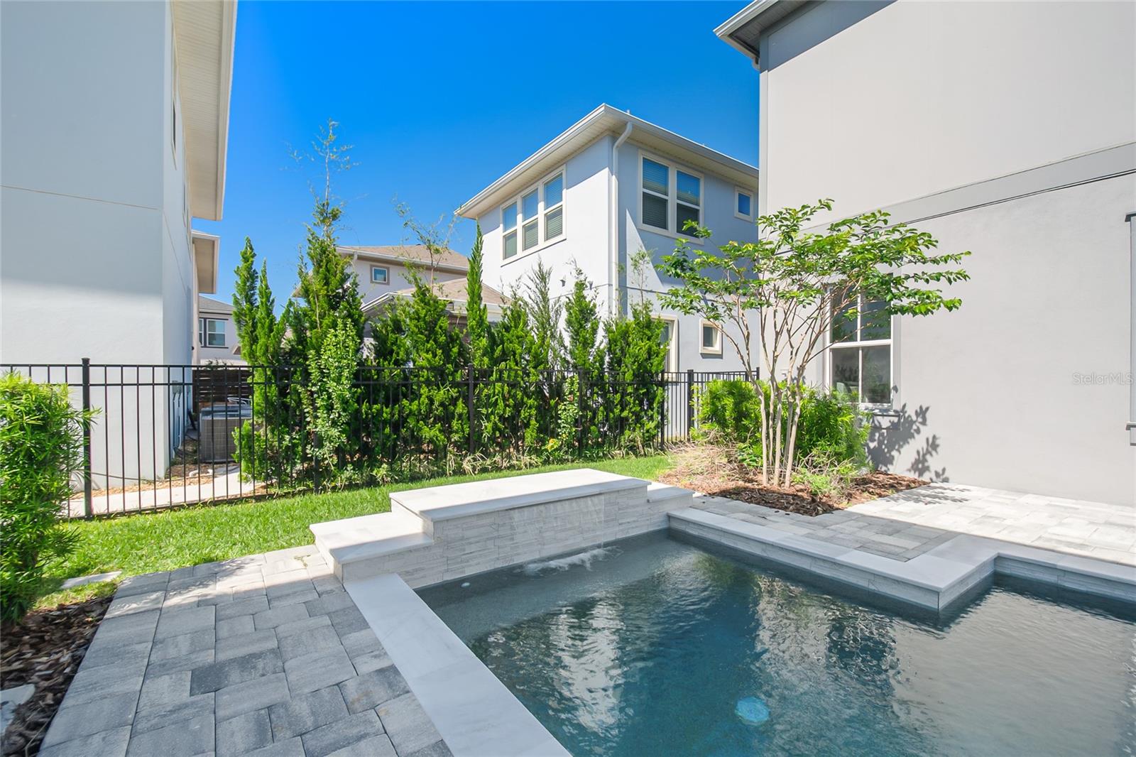 Image 53 of 84 For 10657 Marconi Avenue