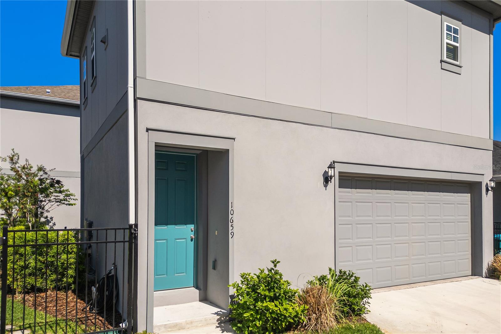 Image 54 of 84 For 10657 Marconi Avenue