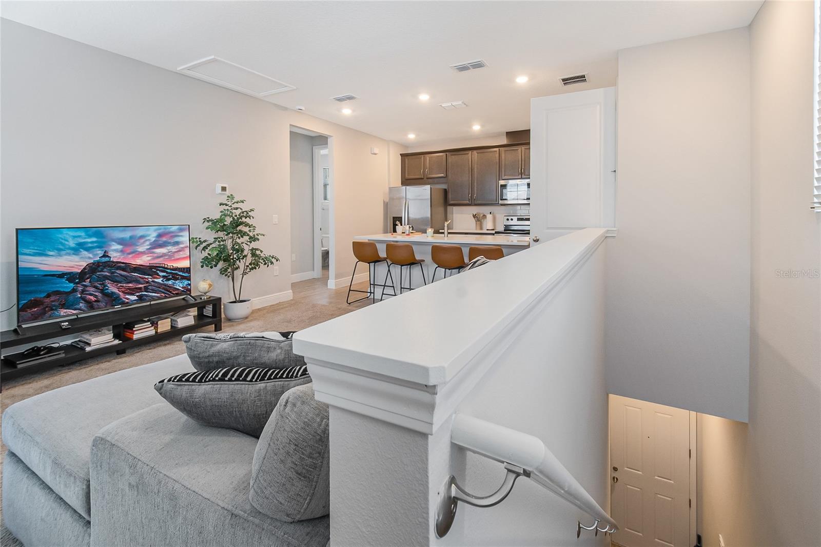 Image 56 of 84 For 10657 Marconi Avenue