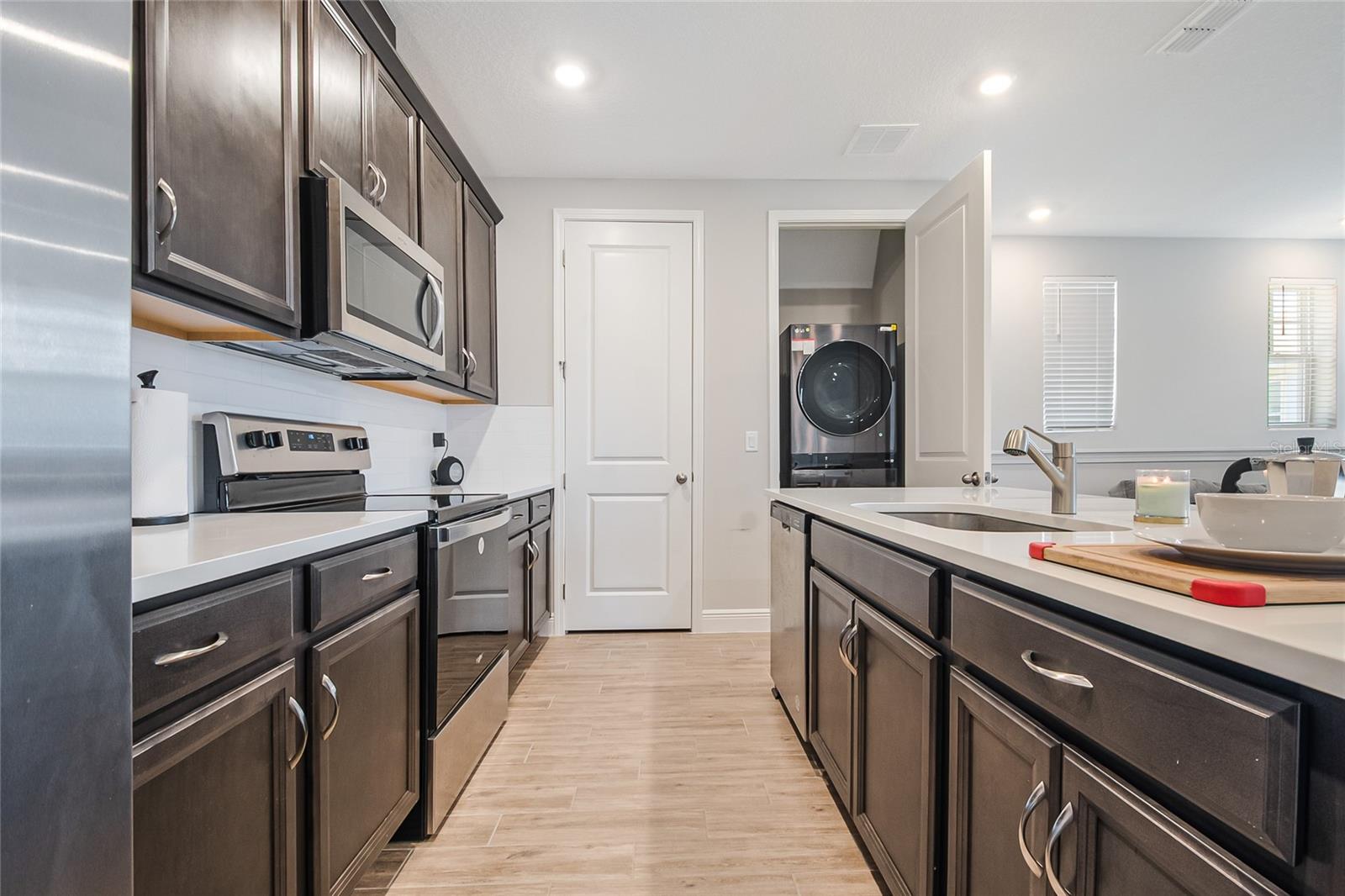 Image 60 of 84 For 10657 Marconi Avenue