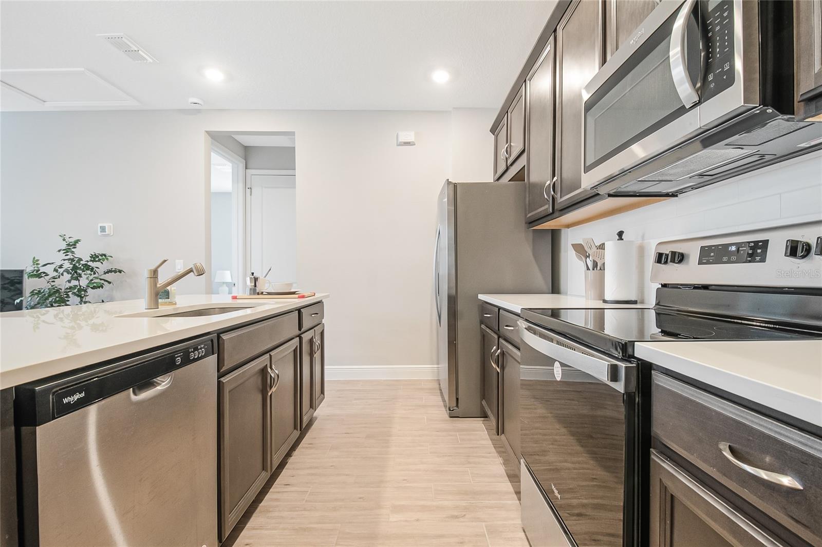 Image 61 of 84 For 10657 Marconi Avenue