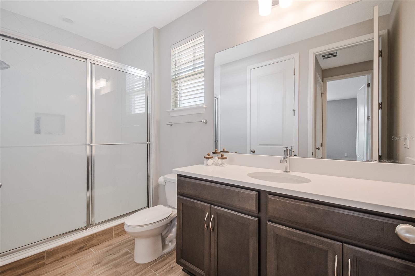 Image 65 of 84 For 10657 Marconi Avenue