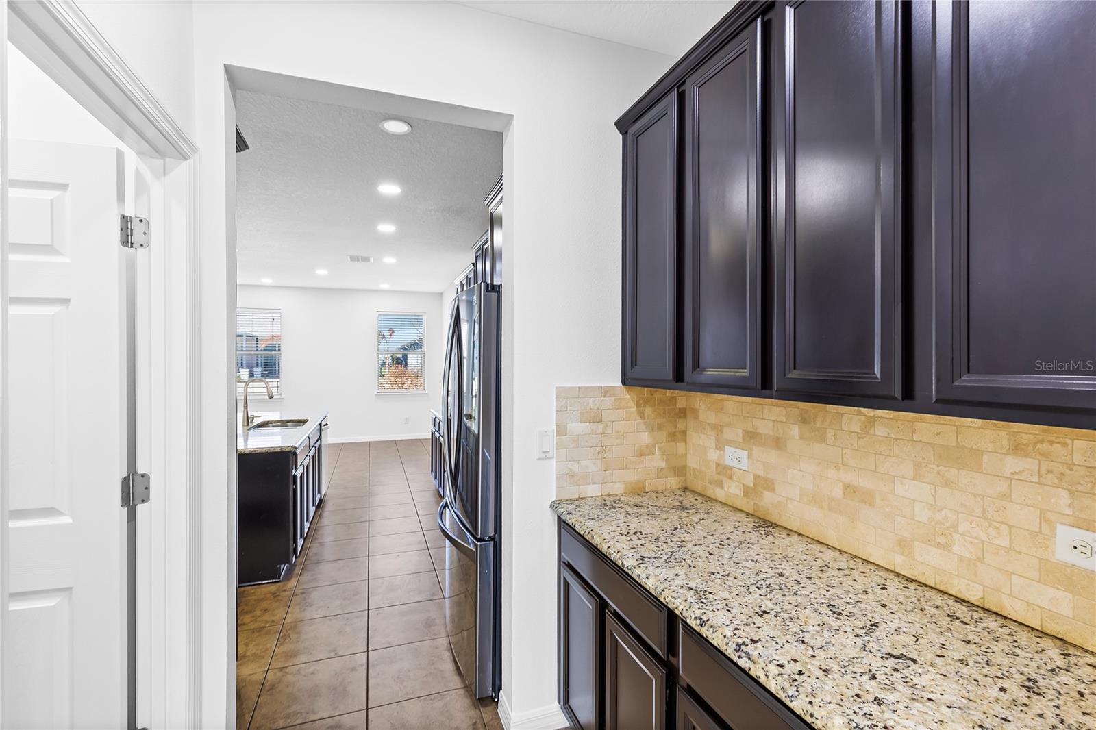 Image 9 of 42 For 14978 Fells Lane