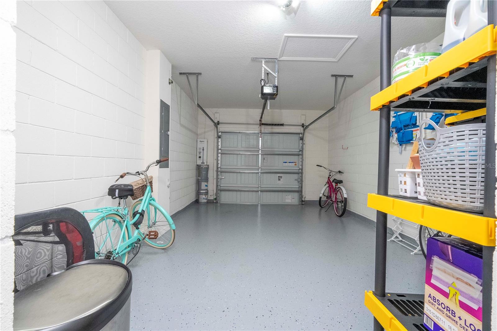 Image 25 of 47 For 12032 Holystone Street