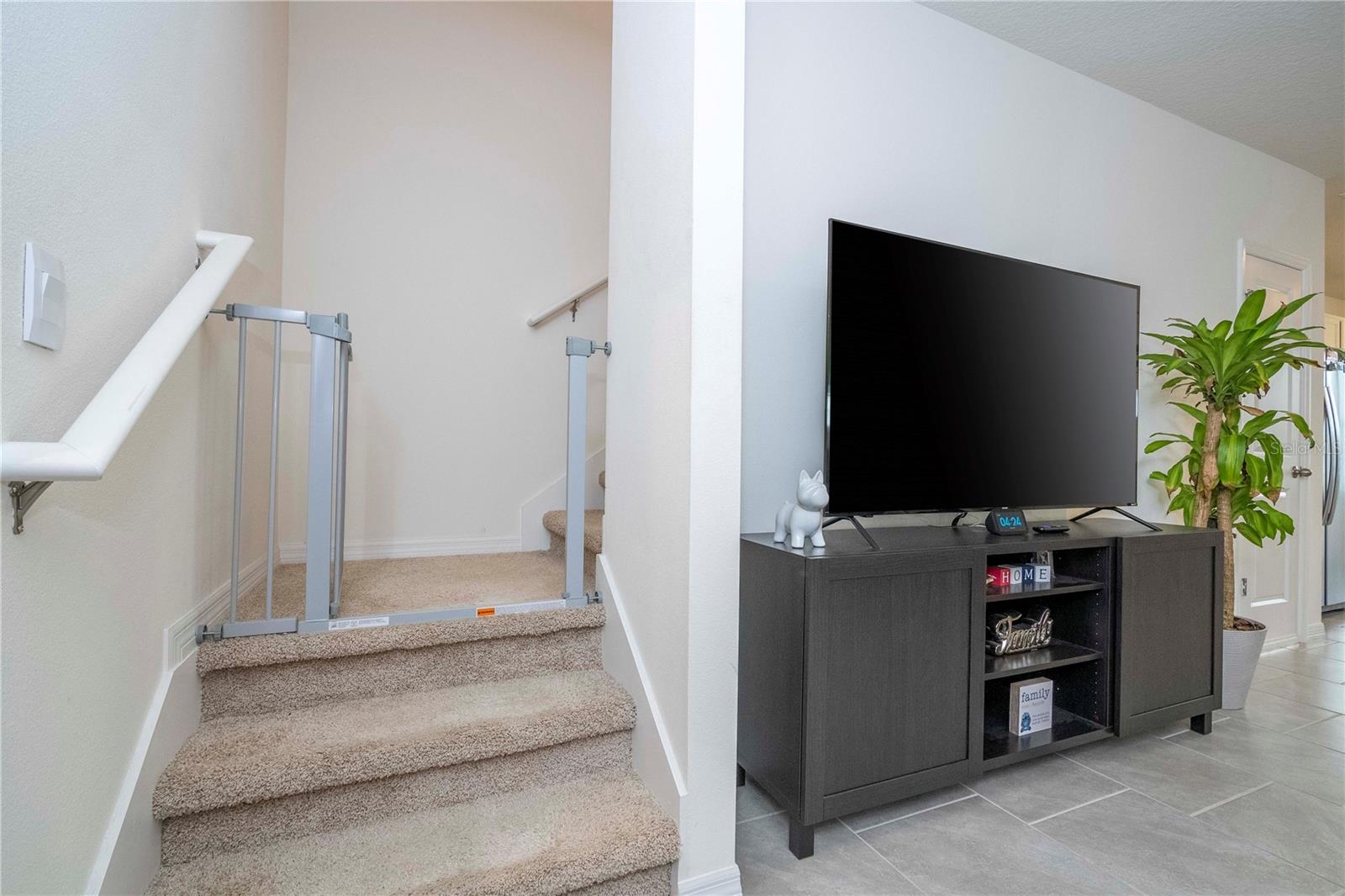 Image 26 of 47 For 12032 Holystone Street