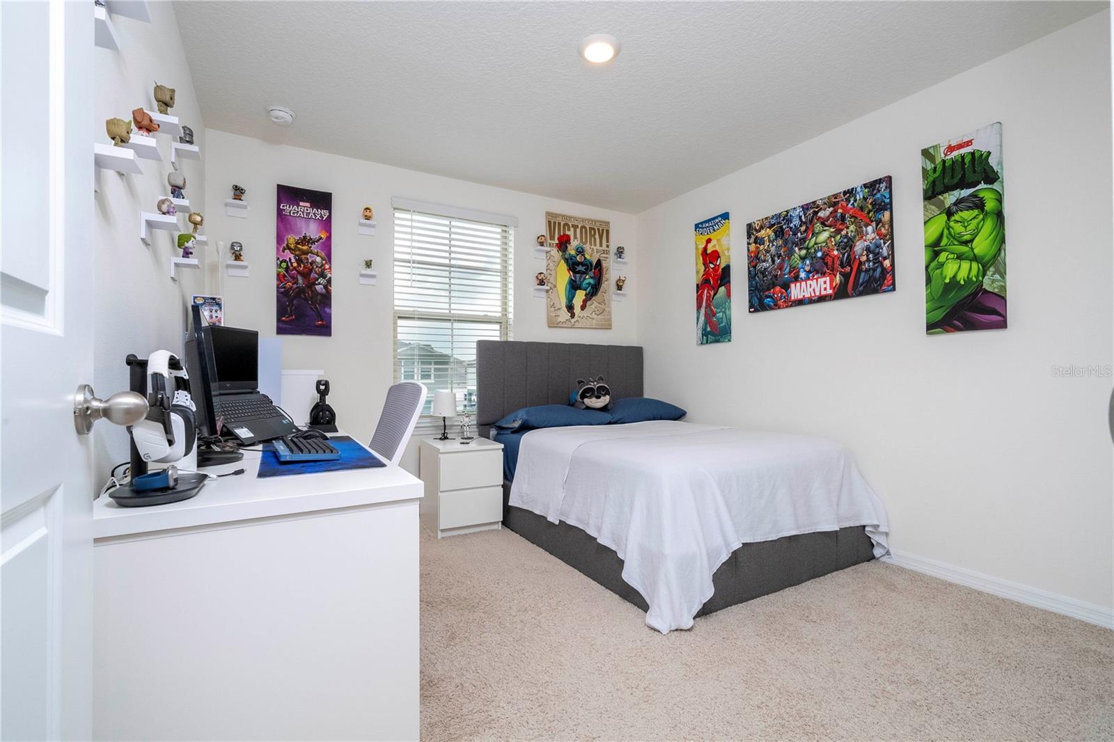 Image 27 of 47 For 12032 Holystone Street