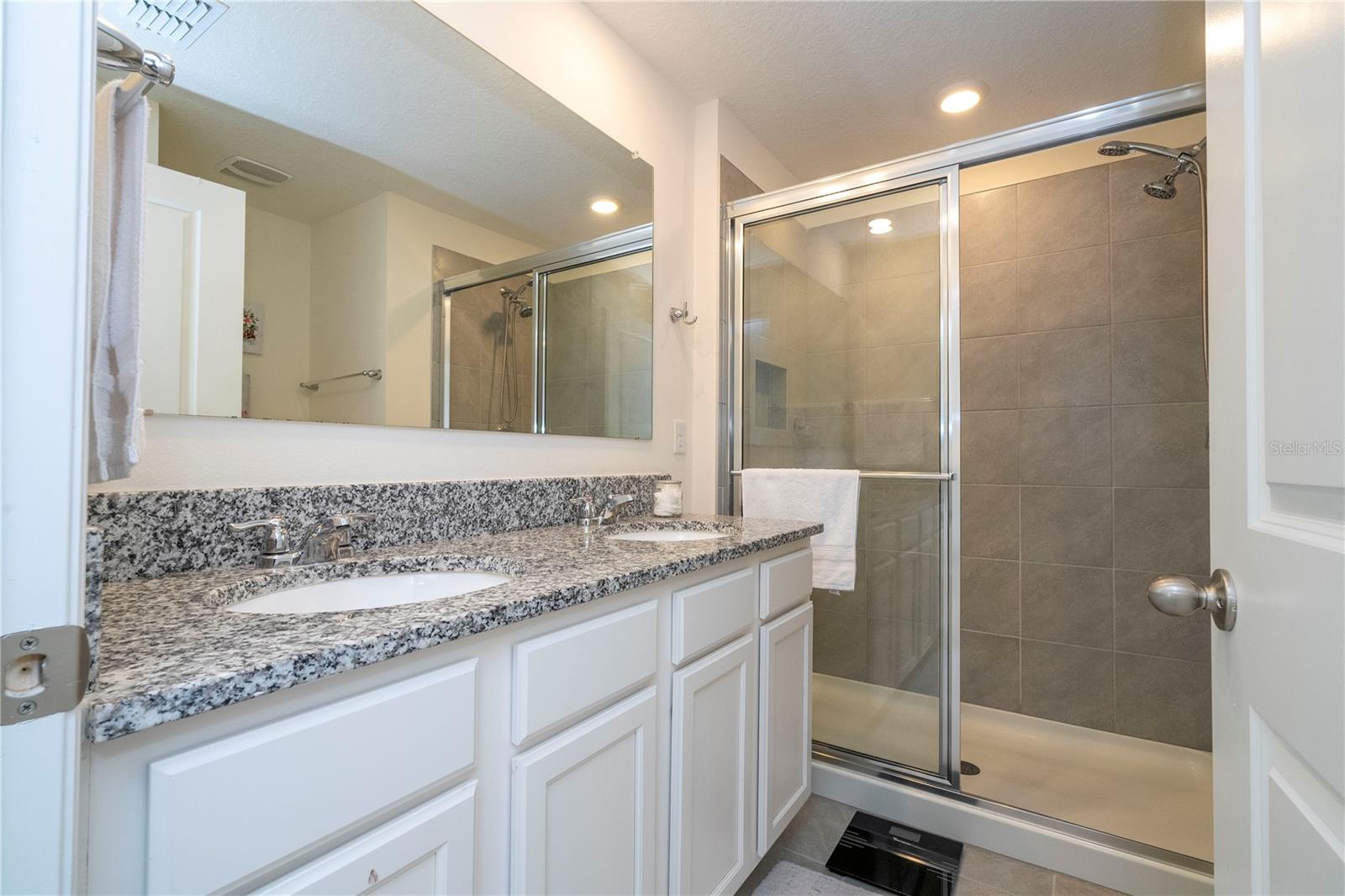 Image 37 of 47 For 12032 Holystone Street