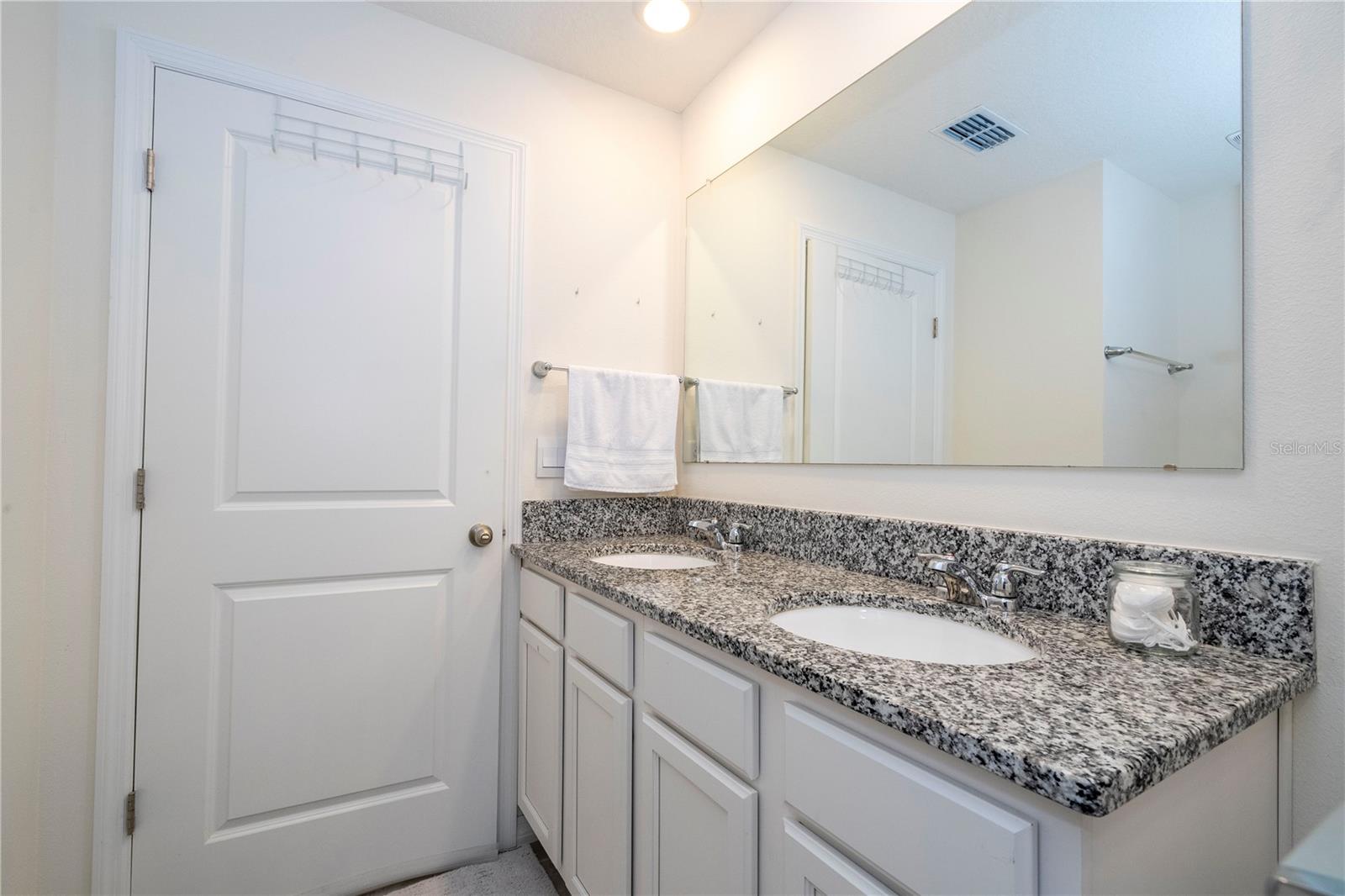 Image 38 of 47 For 12032 Holystone Street