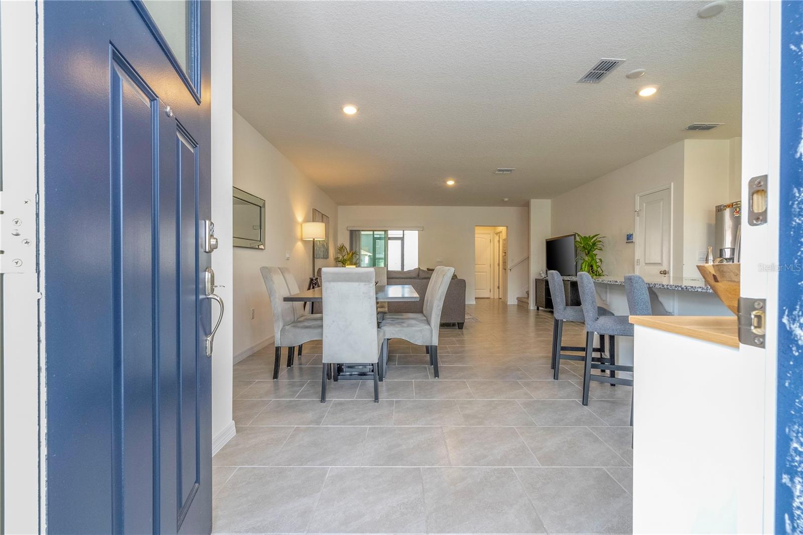 Image 8 of 47 For 12032 Holystone Street