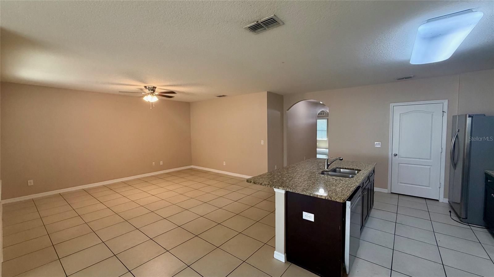 Image 12 of 31 For 3342 Landing View